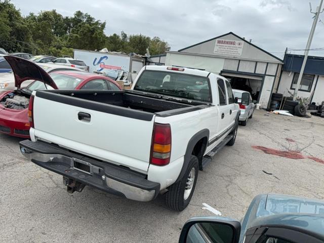 1GCHC23171F166265 - 2001 CHEVROLET SILVERADO C2500 HEAVY DUTY WHITE photo 4