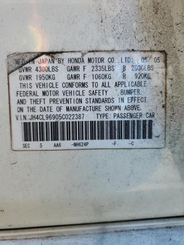 JH4CL96905C022387 - 2005 ACURA TSX WHITE photo 13
