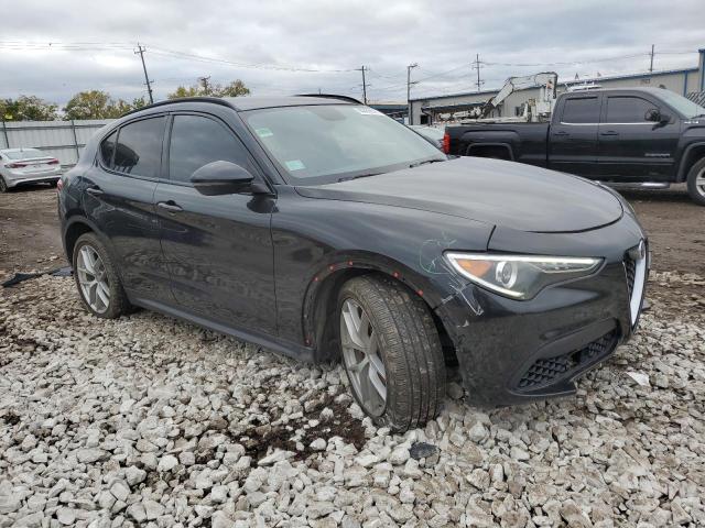 ZASFAKNN2J7B87197 - 2018 ALFA ROMEO STELVIO TI SPORT BLACK photo 4