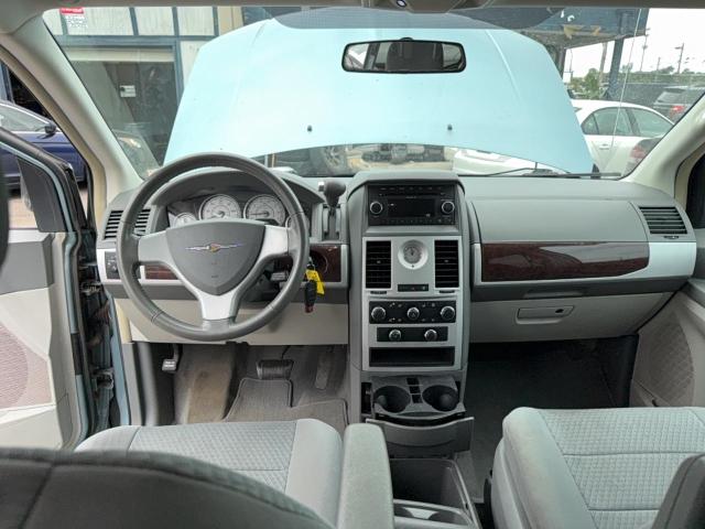 2A4RR5D10AR458166 - 2010 CHRYSLER TOWN & COU TOURING BLUE photo 9