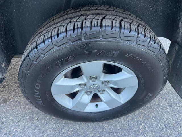 1C6RR7FG2JS190097 - 2018 RAM 1500 ST Gris foto 10