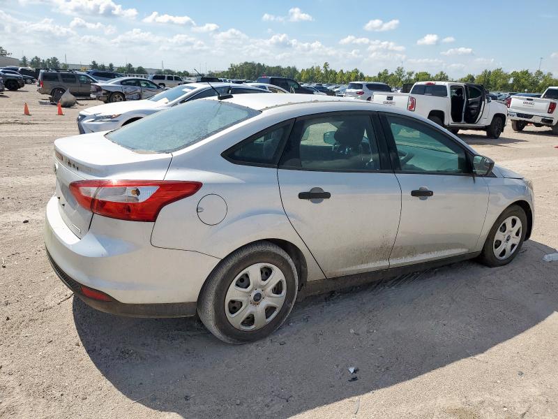 1FAHP3E29CL465959 - 2012 FORD FOCUS S 银色 照片 3