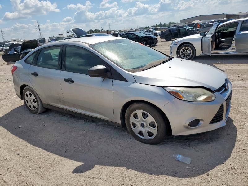 1FAHP3E29CL465959 - 2012 FORD FOCUS S 银色 照片 4