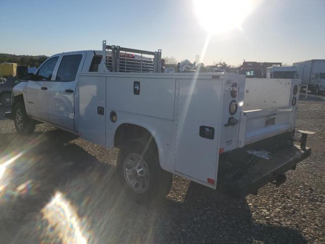 1GB1KUEG7JF209461 - 2018 CHEVROLET SILVERADO K2500 HEAVY DUTY WHITE photo 2