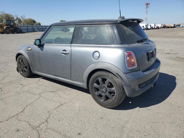 WMWMF7C5XATZ72833 - 2010 MINI COOPER S GRAY photo 2