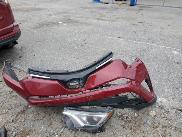 2T3ZFREV8JW425025 - 2018 TOYOTA RAV4 LE Bordeaux photo 13