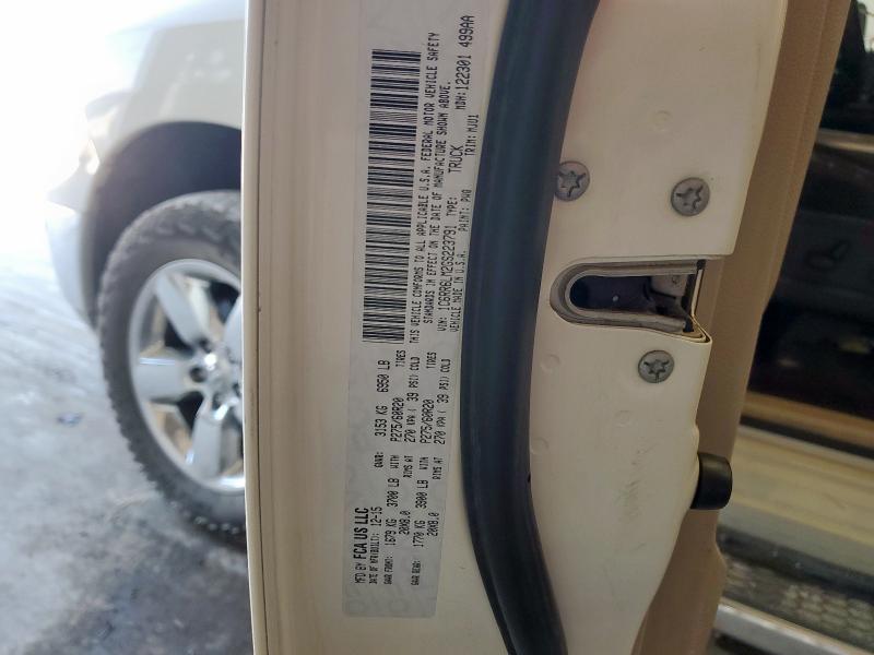 1C6RR6LM2GS223791 - 2016 RAM 1500 SLT Білий фото 12