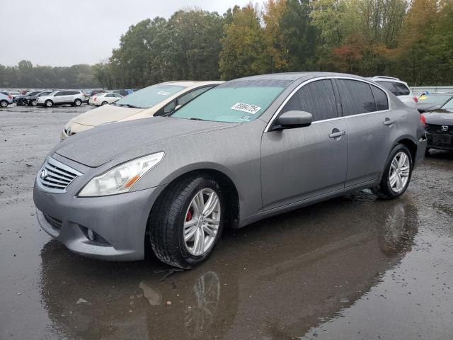 2011 INFINITI G37, 