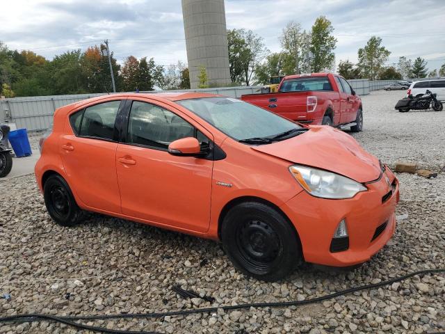 JTDKDTB3XD1037725 - 2013 TOYOTA PRIUS C ORANGE photo 4