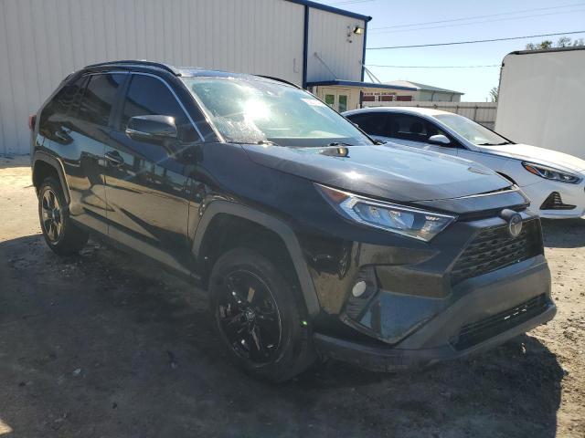 2T3W1RFVXLC055202 - 2020 TOYOTA RAV4 XLE BLACK photo 4