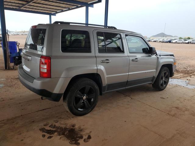 1C4NJPBB7HD156650 - 2017 JEEP PATRIOT SPORT SILVER photo 3