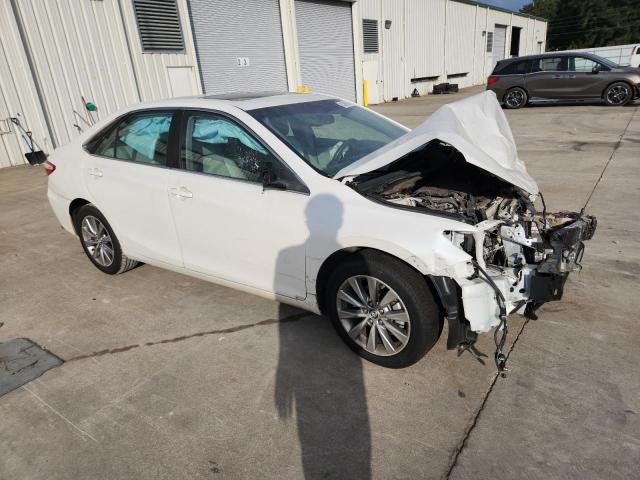 4T1BF1FK2HU776622 - 2017 TOYOTA CAMRY LE WHITE photo 4