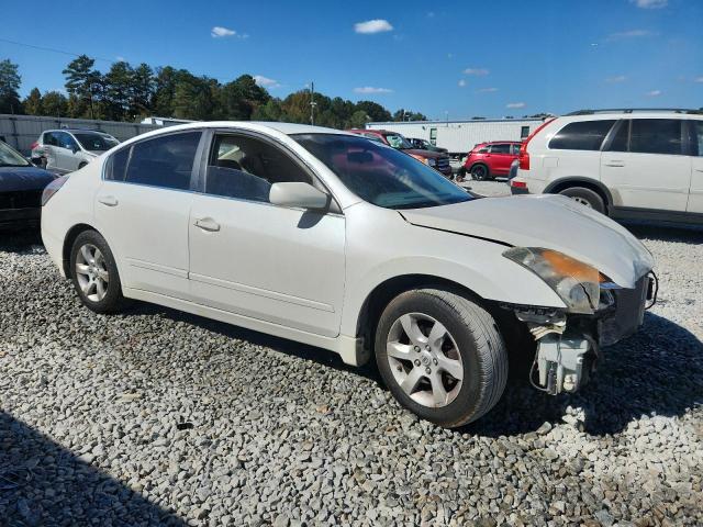 1N4AL21E57C116410 - 2007 NISSAN ALTIMA 2.5 WHITE photo 4