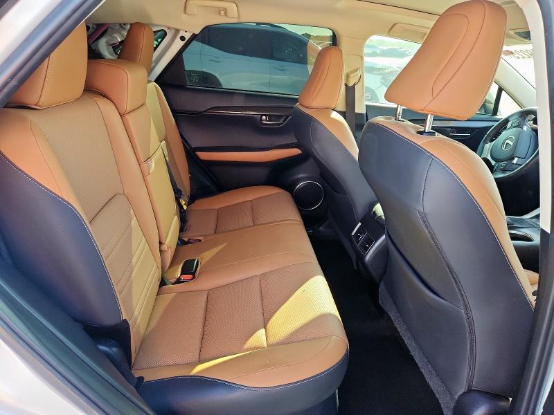 JTJYARBZ9J2113206 - 2018 LEXUS NX 300 BASE თეთრი ფოტო 11