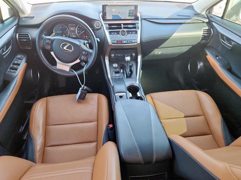 JTJYARBZ9J2113206 - 2018 LEXUS NX 300 BASE თეთრი ფოტო 8