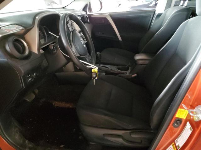 JTMZFREV7FJ049021 - 2015 TOYOTA RAV4 LE 橙色 照片 7