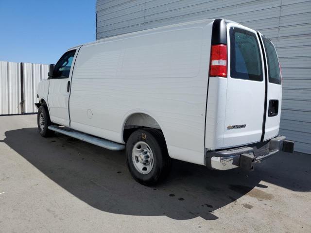 1GCWGAFP4S1175820 - 2025 CHEVROLET EXPRESS G2 WHITE photo 2