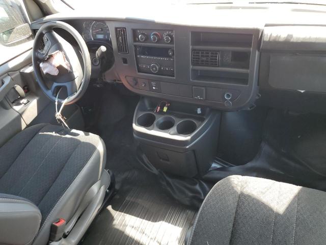 1GCWGAFP4S1175820 - 2025 CHEVROLET EXPRESS G2 WHITE photo 8