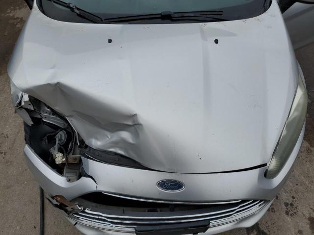 3FADP4BJ9FM199345 - 2015 FORD FIESTA SE ვერცხლისფერი ფოტო 11