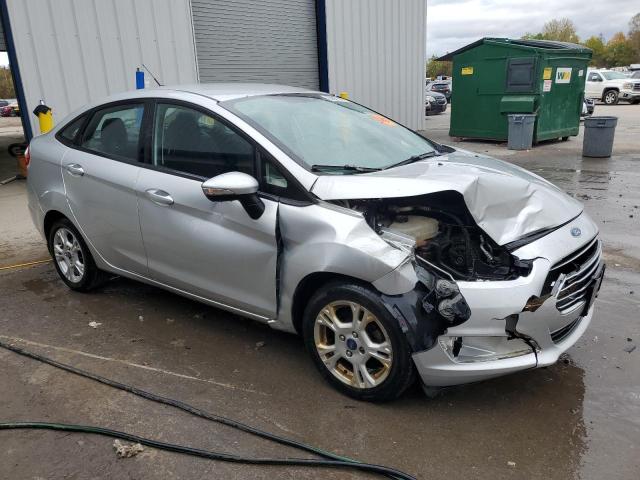 3FADP4BJ9FM199345 - 2015 FORD FIESTA SE ვერცხლისფერი ფოტო 4