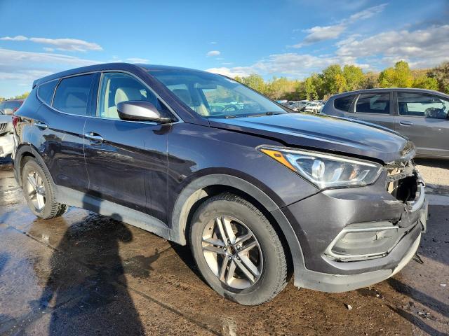 5XYZTDLB4JG562482 - 2018 HYUNDAI SANTA FE S GRAY photo 4