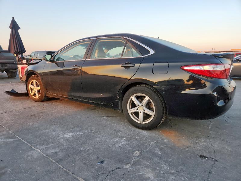 4T1BF1FK0GU550318 - 2016 TOYOTA CAMRY LE BLACK photo 2