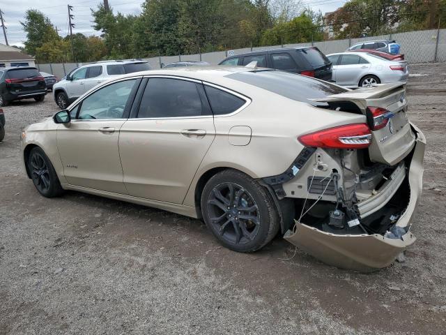 3FA6P0RU6KR120017 - 2019 FORD FUSION TITANIUM Qəhvəyi foto 2
