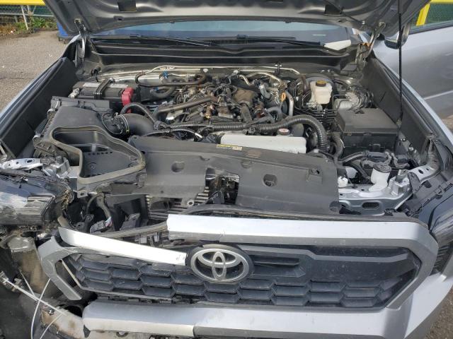 3TMLB5JN7RM068014 - 2024 TOYOTA TACOMA DOUBLE CAB Srebrny zdjęcie 11
