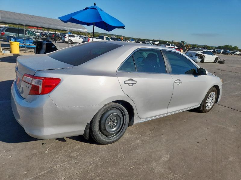 4T4BF1FK2ER417501 - 2014 TOYOTA CAMRY L SILVER photo 3