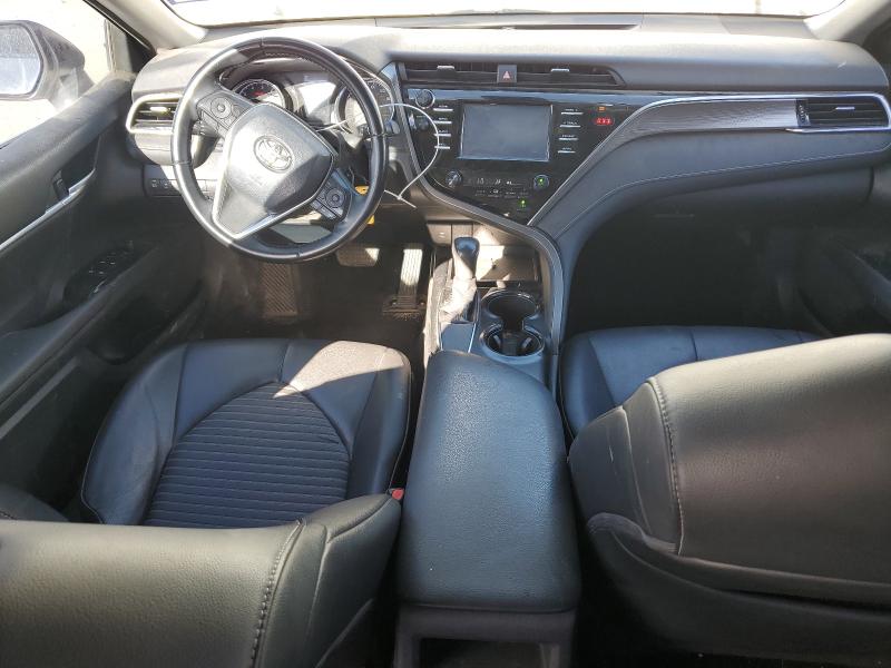 4T1B11HK5JU594852 - 2018 TOYOTA CAMRY L თეთრი ფოტო 8