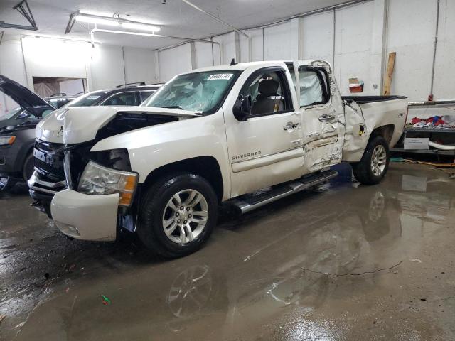 2011 CHEVROLET SILVERADO K1500 LT, 