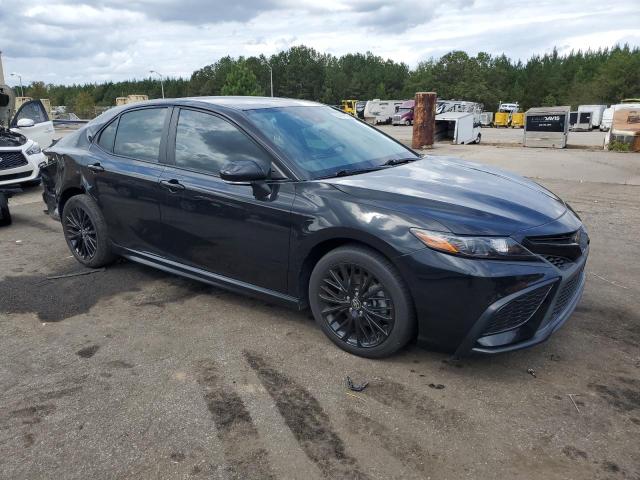 4T1T11AK2NU057926 - 2022 TOYOTA CAMRY SE BLACK photo 4