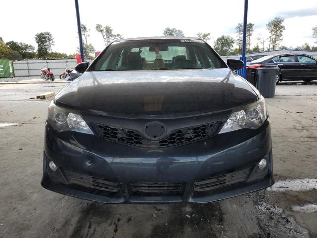 4T1BF1FK1CU602615 - 2012 TOYOTA CAMRY BASE Blau Foto 5