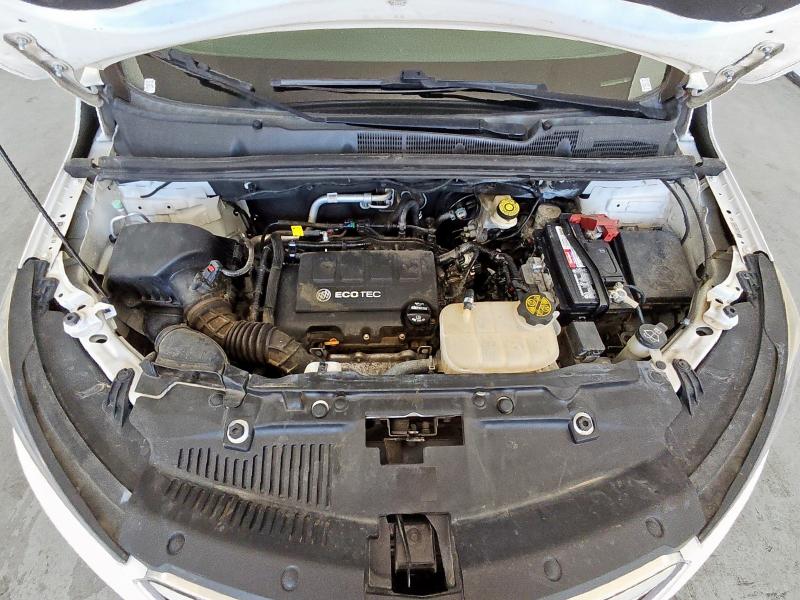 KL4CJASB0KB901000 - 2019 BUICK ENCORE PREFERRED Белый фото 12