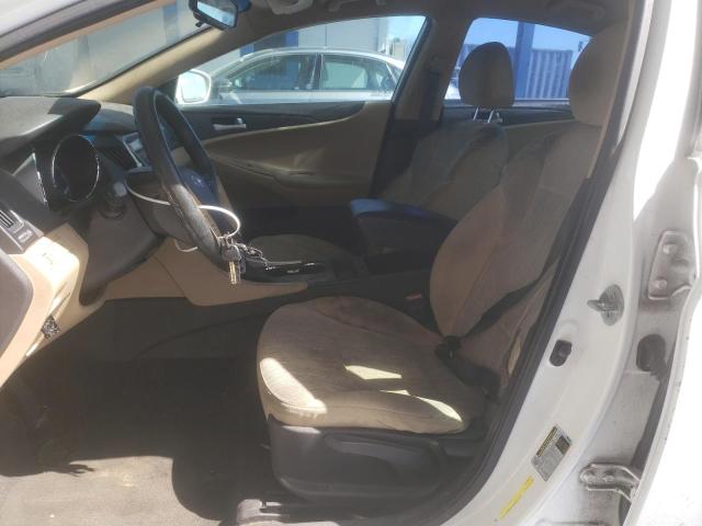 5NPEB4AC8DH783335 - 2013 HYUNDAI SONATA GLS თეთრი ფოტო 7