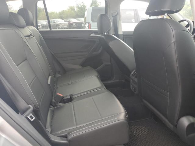 3VV2B7AX3MM143455 - 2021 VOLKSWAGEN TIGUAN SE Srebrny zdjęcie 10