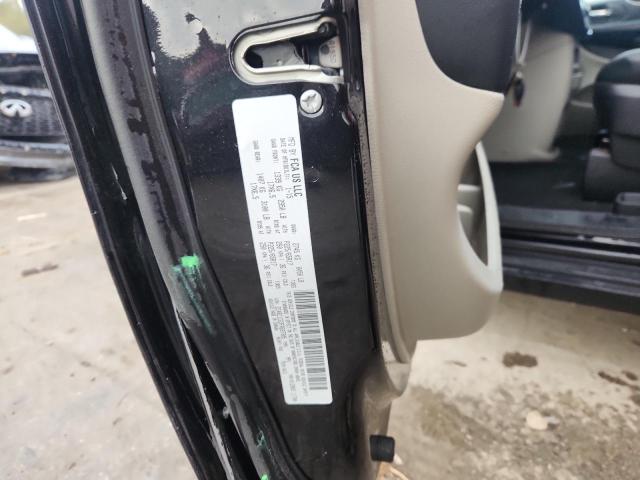 2C4RC1CG3FR697305 - 2015 CHRYSLER TOWN & COU TOURING L BLACK photo 13