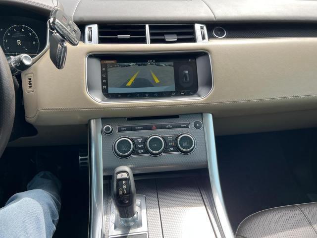 SALWV2FE7HA135324 - 2017 LAND ROVER RANGE ROVE AUTOBIOGRAPHY WHITE photo 9