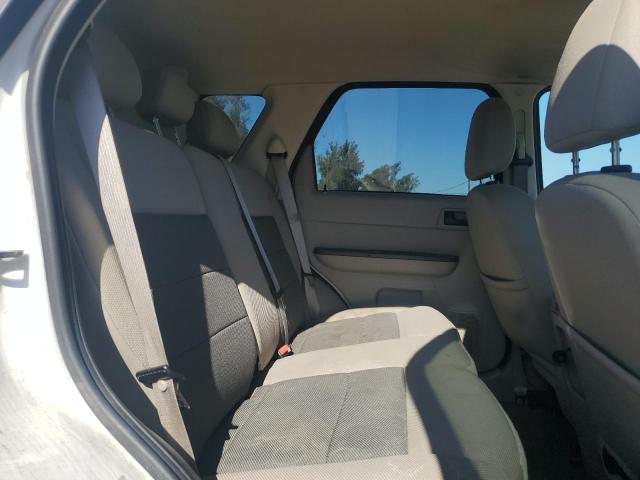 1FMCU49H78KB50667 - 2008 FORD ESCAPE HEV WHITE photo 11