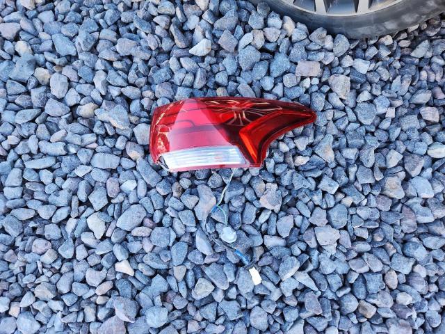 JA4AD3A32JZ061134 - 2018 MITSUBISHI OUTLANDER SE Сріблястий фото 13