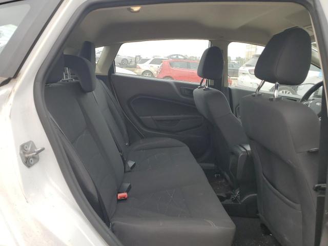 3FADP4EJ0JM101601 - 2018 FORD FIESTA SE თეთრი ფოტო 10