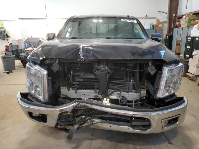 1N6AA1EJ1JN522873 - 2018 NISSAN TITAN S BLACK photo 5