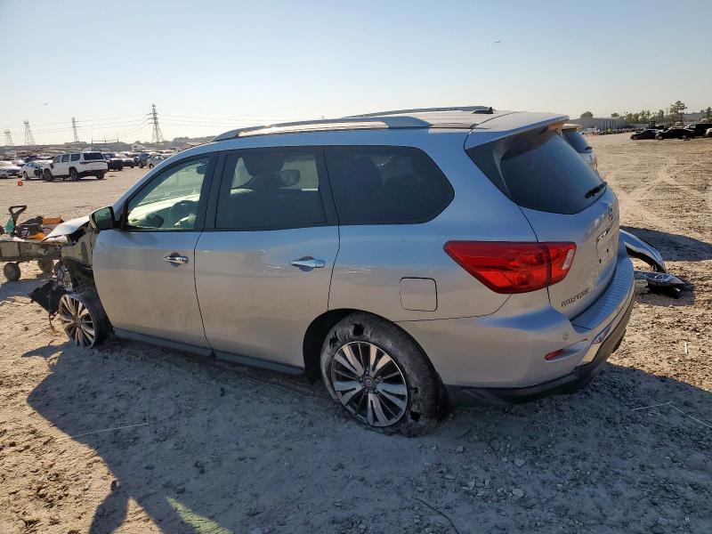 5N1DR2MM0JC621718 - 2018 NISSAN PATHFINDER S 银色 照片 2