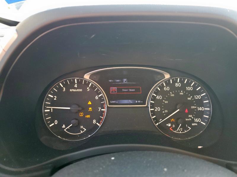 5N1DR2MM0JC621718 - 2018 NISSAN PATHFINDER S 银色 照片 9