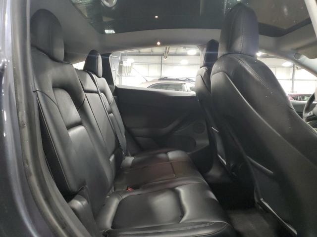 5YJYGAEE5MF188109 - 2021 TESLA MODEL Y Сұр фото 11