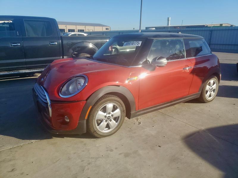 2014 MINI COOPER, 