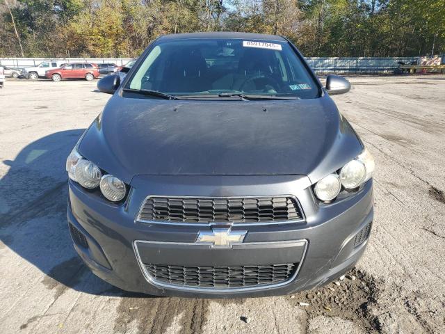 1G1JC5SG5F4136041 - 2015 CHEVROLET SONIC LT 灰色 照片 5