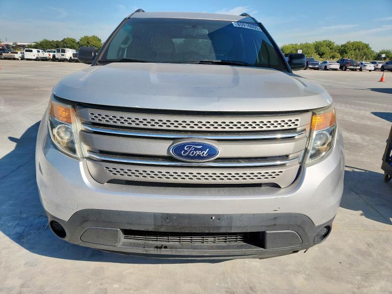 1FM5K8B88DGC96105 - 2013 FORD EXPLORER Srebrny zdjęcie 5