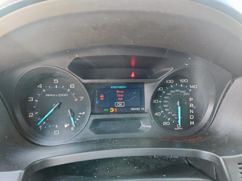 1FM5K8B88DGC96105 - 2013 FORD EXPLORER Srebrny zdjęcie 9