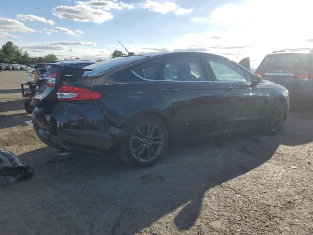 3FA6P0HD8JR228512 - 2018 FORD FUSION SE أسود صورة 3